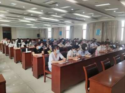 濟(jì)南市人社系統(tǒng)動(dòng)態(tài)聚焦 市中區(qū)嚴(yán)查民辦培訓(xùn)機(jī)構(gòu)復(fù)學(xué)復(fù)課，平陰縣舉辦窗口人員職業(yè)素養(yǎng)提升培訓(xùn)